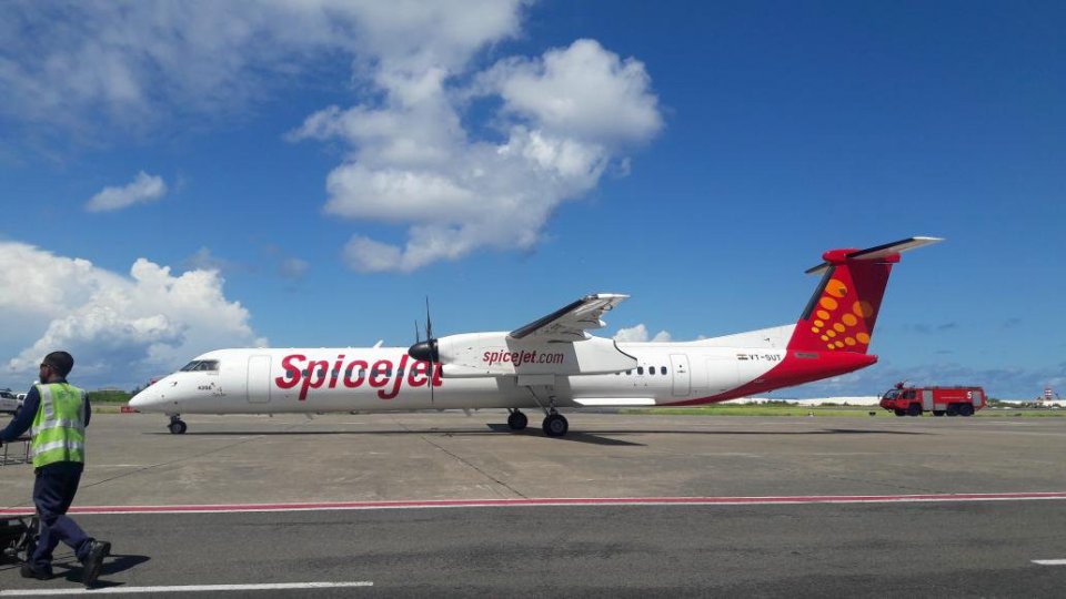 Spice jet in Male'- Mumbai dhathuru thakeh fashanee