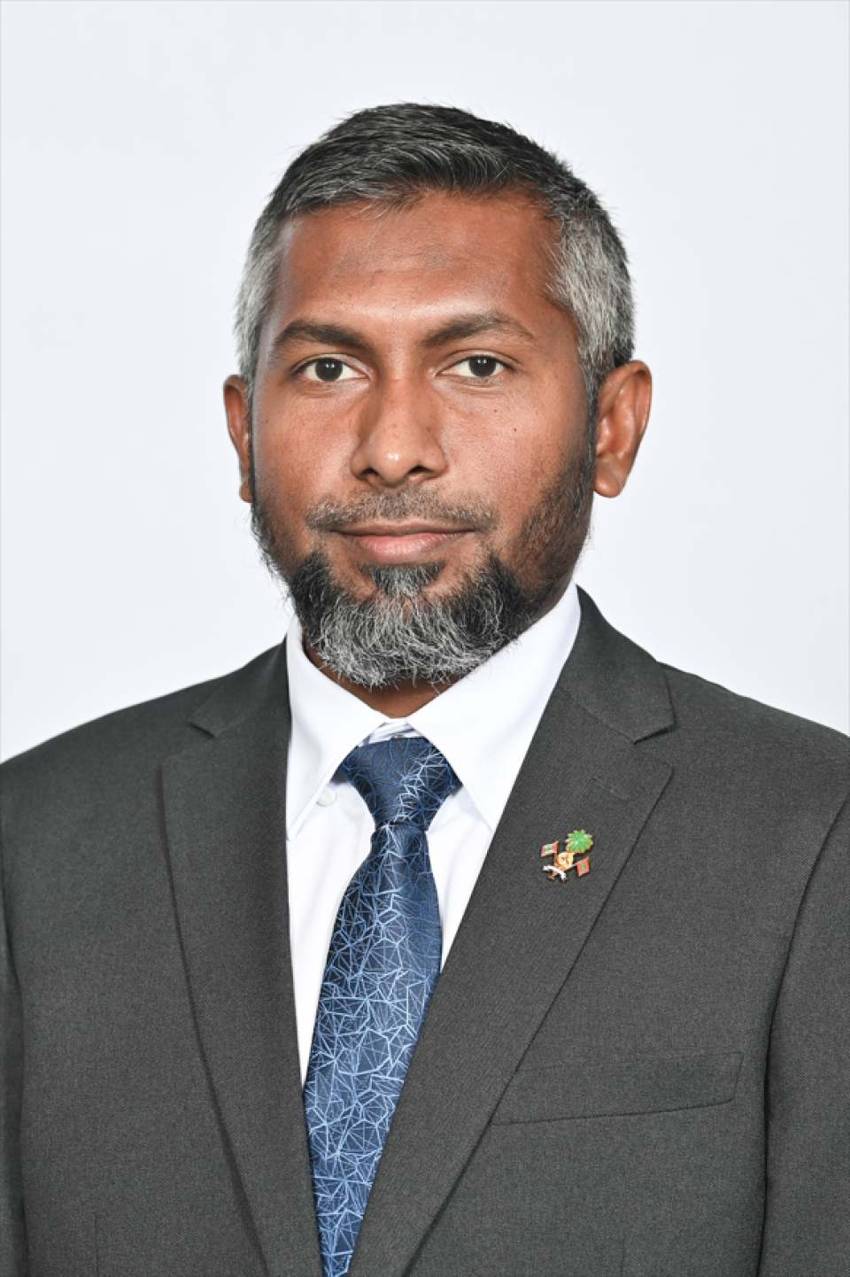 Nufoozu foaruvey gothah BML ge Chairman akah Raees Muizzu ge Cabinet Secretary