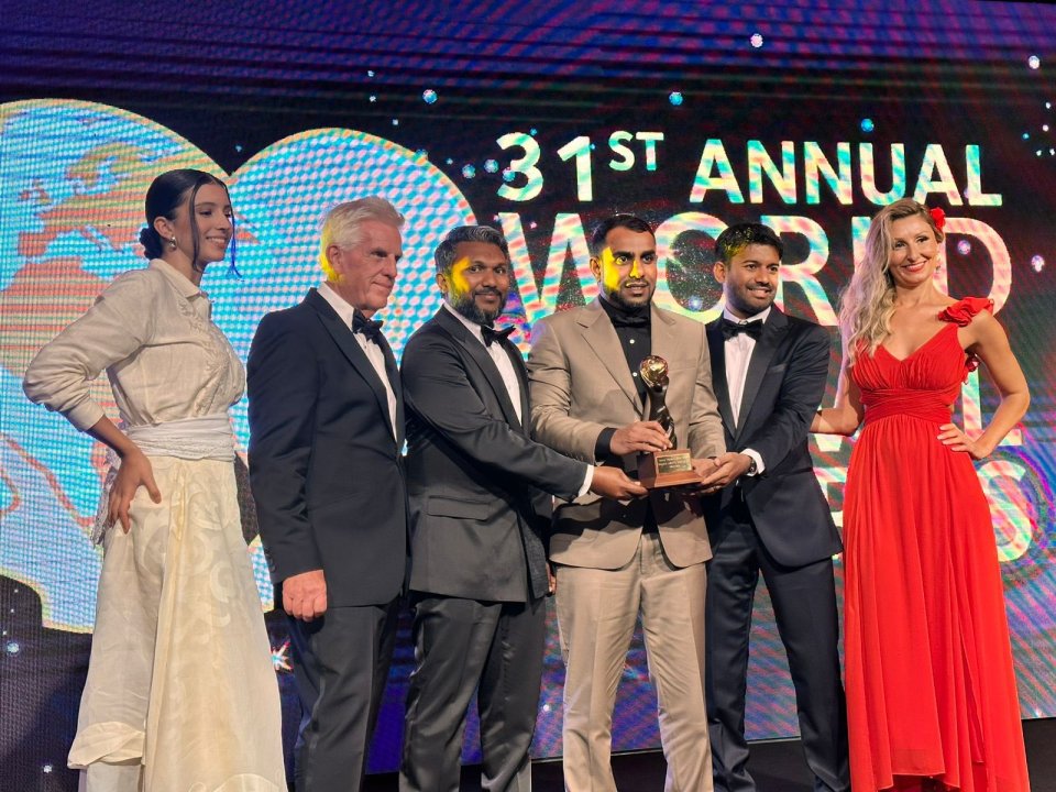 Emme maguboolu fathuruverikamuge manzilge award fasvana faharah raajje ah