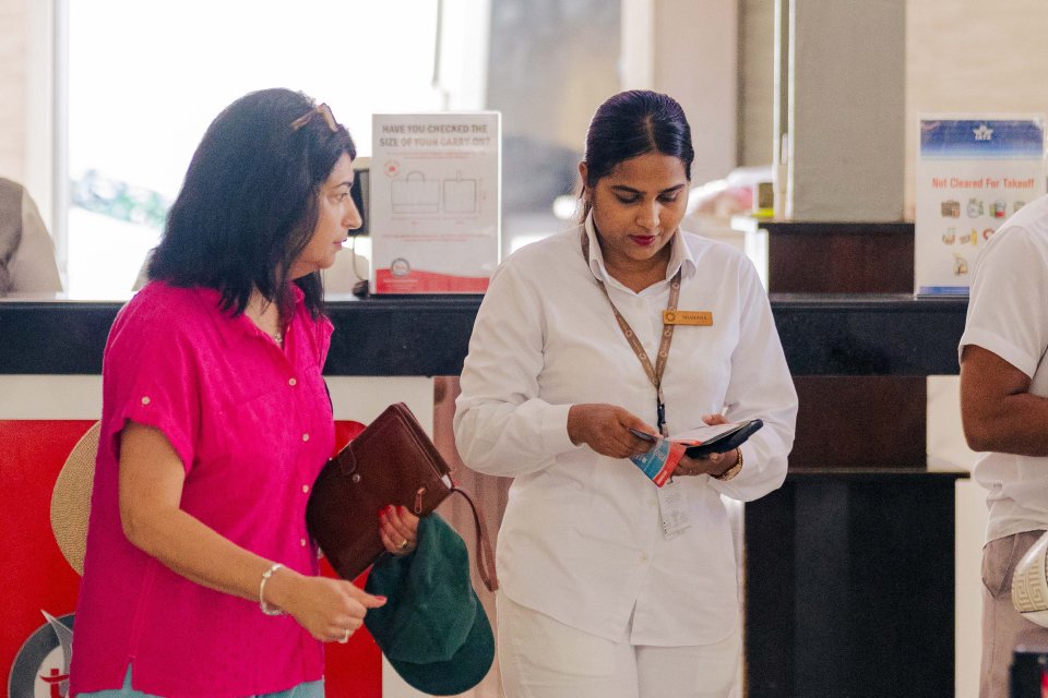Aharuge mihaathanah 900,000 fathuruverin athuvejje, 8% ge kurierumeh