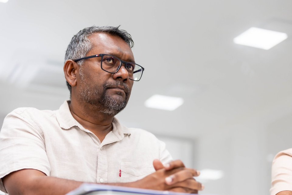 Hanimaadhoo airport tharaggee kuree bainalaguvaamee flight jesey fenvarah: Fayyaz