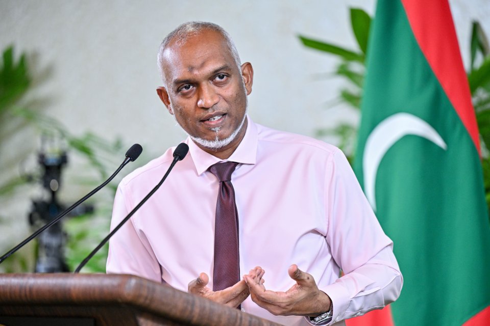 Rayyithunnah beys libumuge massala 3 mas therey hallu vaane: Raees