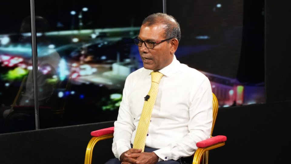 Sarukaarah beyru faisaa nuhoadhi, dharani dhakkan raajjeyge dollar huskollaifi: Nasheed