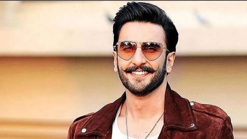 4 mahah fahu Ranveer Singh tweet eh kohfi 