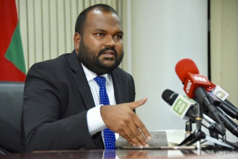 Ali Waheed ge shareeaiy aadheehtha dhuvahu fashanee