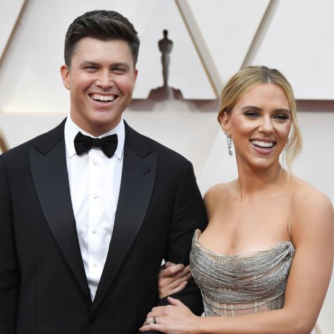 Scarlett Johansson aai Colin Jost kaiveni koffi