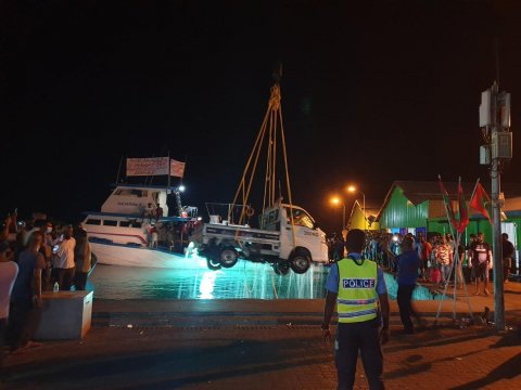 Falhuthere ah vettunu pickup nagaifi, meehakah gellumeh nuvey