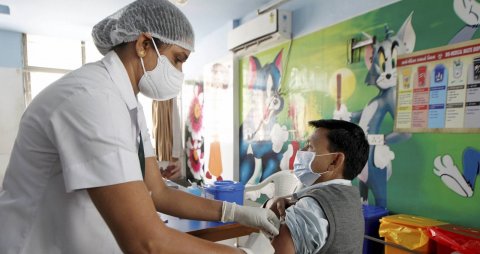 Covid vaccine jehumuge biya program feshumah india in thayyaru vanee