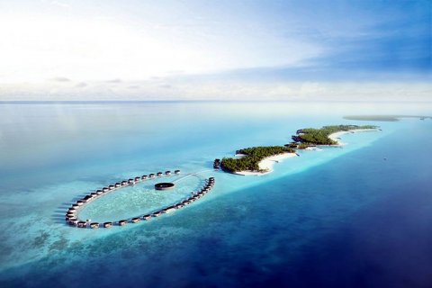 Ritz-Carlton in resort aaeku Fari Maldives june 1 gai hulhuvanee