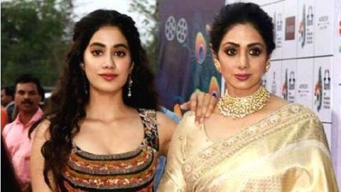 Sridevi enme kanboduvee eynaa aa dharifulhu alhaakiyaafaane thee 