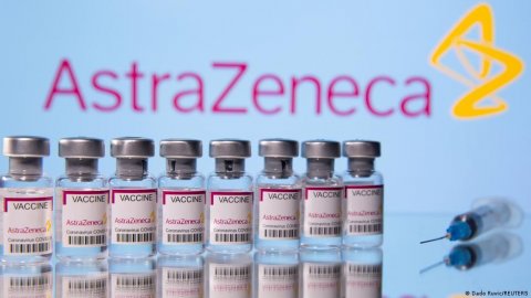 Indonesia in AstraZeneca vaccine dhinun medhukandaalany 