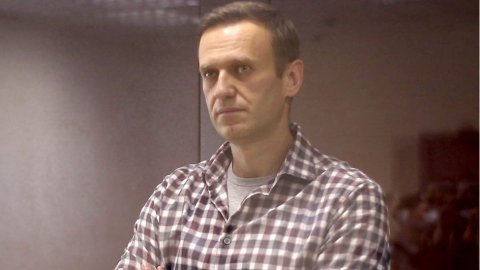 Navalni enme fahun hospital ah badhal kohfi  