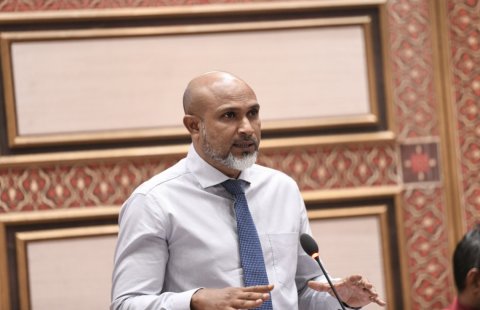 Nasheed aa dhekolhah vote dhevvi memberun nah inzaaru thakeh libenee