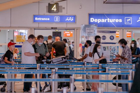 Velana international airport ge international passengers ge checking huttijje