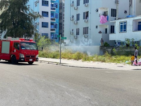 Rehendhi school kairi huri gas fulhi  thakeh gai roavejje