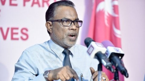 Maariya akee emme bodah gahdhaaruvaa ekaku: Adhurey