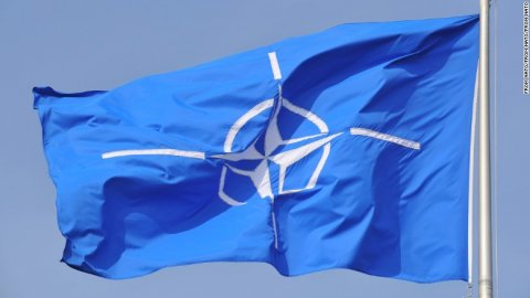 Furathama faharah NATO ge emme varugadha fauju harakaaitherivaan fashaifi