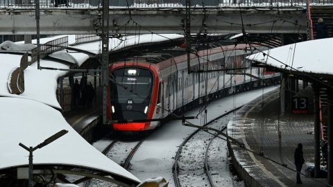 Russia ge airport thakaai rail station thah govvaalane kamuge inzaaru dheefi