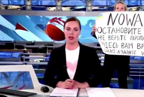 Muzaahara ge baiverin Russiage TV khabaru program akah huras alhaifi