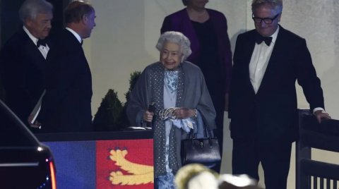 Queen Elizabeth e kamanaa ge platinum jubilee faahaga kurahvaifi
