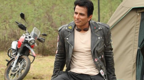 Sonu Sood mumbai Polihunah raincoats hadhiyaa kohffi