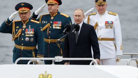 Russia ge enme bodu dhushmanakee America: Putin