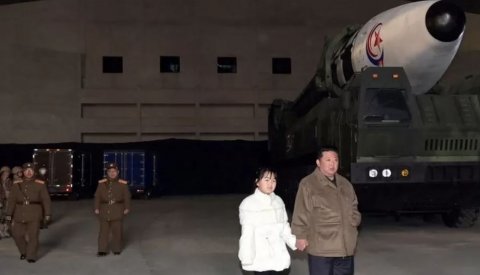 North Korea in inzaaru dhee, ithuru missile eh test koffi