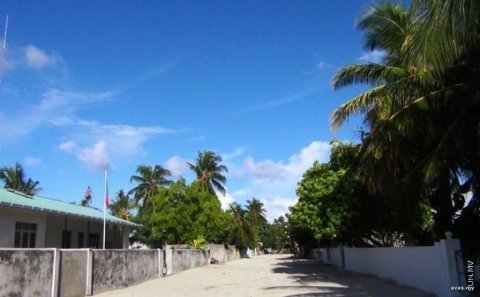 Kanduhulhudhoo gai hoadhamun dhiya meehaku maruvefai ovvaa fenijje