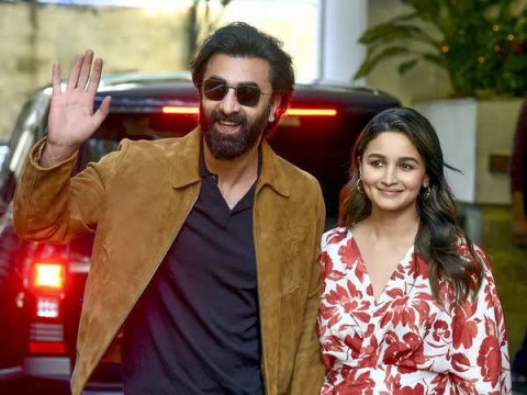  Ranbir aai Alia ge 