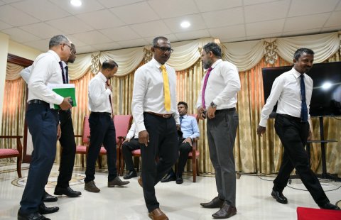 Raees azulu kuran member inge soi hamavaane: Joint PG