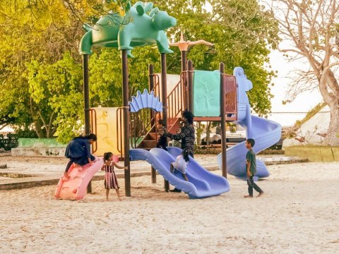 BML community fund ge eheegai fenfushi ge pre school park tharahgee koffi