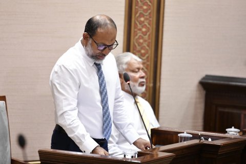 Imran vidhaalhuvanee Rasheed marugai fuluhunge ihumaaleh neh kamah