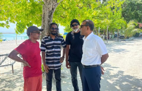 Democrats in manifesto ifthithaah kuran rahrashah dhathuruthah fashaifi 