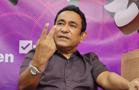 Muizzu huvaa kuravvaa rasmiyyaathah Yameen ah dhauvathu dheyne: Majlis