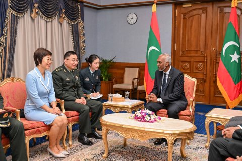 China aa eku ehbasvee askaree aalaaiythakaa thamreen hoadhan: raees