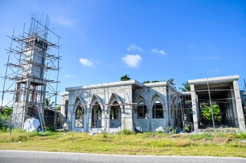 Mi aharu tharahgeege mashroou thakah heydha kuri minvaru 2 billion rufiya dhashah