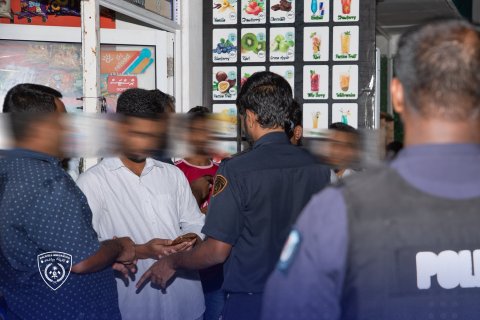 Gavaidhaa hilaafuvegen 10 mas thereygai 4,000 ah vure gina Bidheyseen fonuvaalaifi