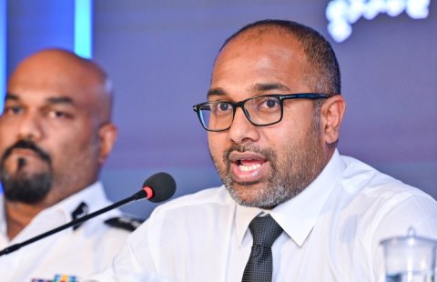 Bisdheyseen gengulhey faraaiythaa minister Ihsaan bahdhalu kuravvanee