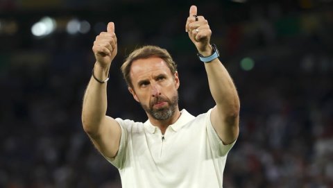 Euro ge naakaamiyaabee aa eku Southgate coach kamun isthiufaa dheefi