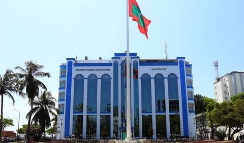 Minivan dhuvas: Dhivehi gaumiyyathuge minivankan nurahkalah hushaelhifai!