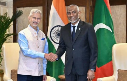 Jaishankar anna mahu  Raajje ah vadaigannavanee