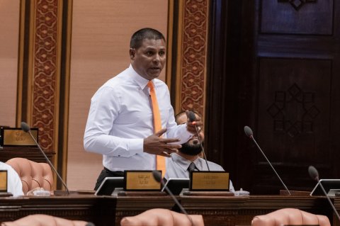 Fayyaz govaalee ley ohoruvumah, Hayyarukoh massala balan jehey: Membarun