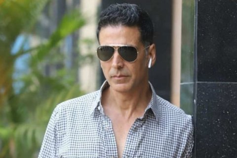 Bollywood ge haflaa thakun Akshay nufennanee mihenve!