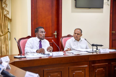 Majlis medhuverikoh Muizzu ah media control kurevey gothah bill faas koffi