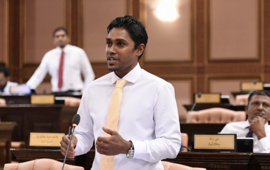 Rayyithun ge shakuvaa aa gulhigen BML ge verin majilis ah haaziru kuranee