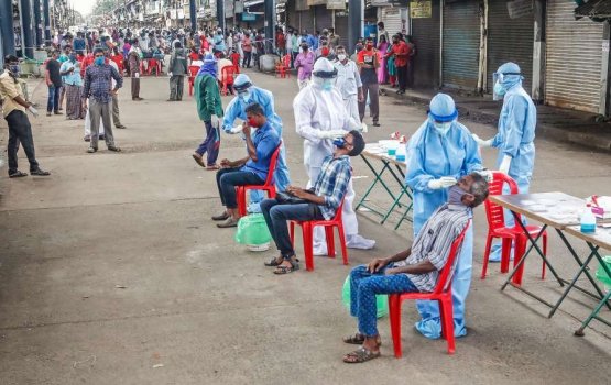 Covid-19 dhuniyege enme gina case India in!