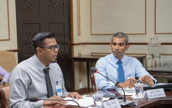 Kaaboa thakethi foarukoh dhinee ethah gunaeh bodu agu gai