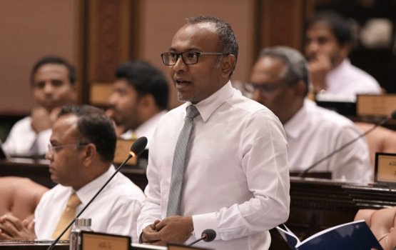 Democrats ge raees kamah Hassan kurimathi lahvaifi