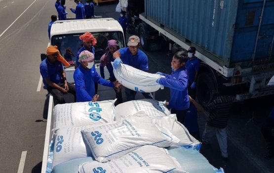 STO in addu ah vikkan gendhiya ethah tonneh ge fuh nuvikigen gon'dah!