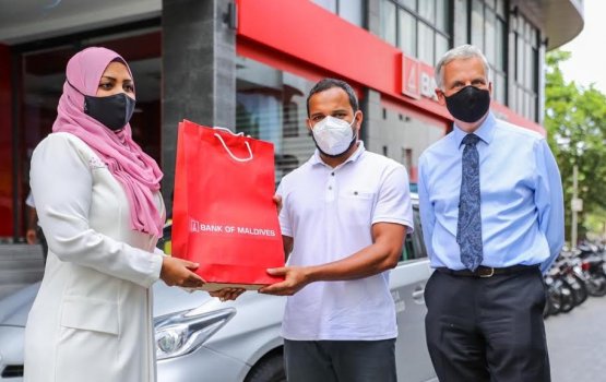 Taxi thakah cash less payment ge khidhumai BML in tha'araf koffi